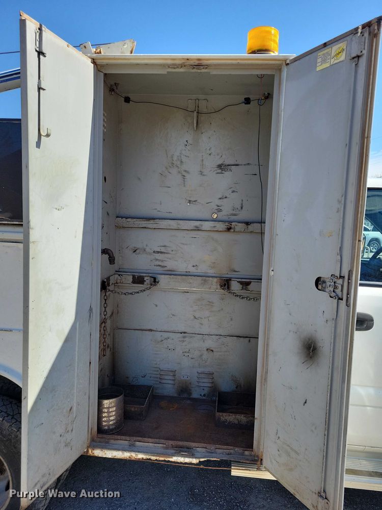 image for item NK9905 1997 Dodge RAM 3500 utility bed pickup truck