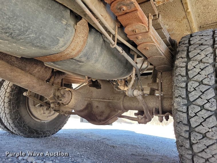 image for item NK9905 1997 Dodge RAM 3500 utility bed pickup truck