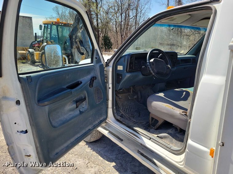 image for item NK9905 1997 Dodge RAM 3500 utility bed pickup truck