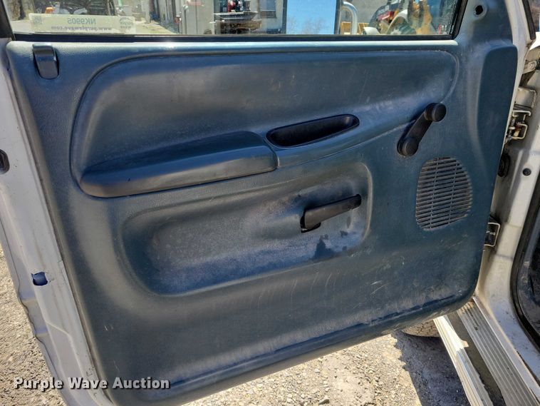 image for item NK9905 1997 Dodge RAM 3500 utility bed pickup truck