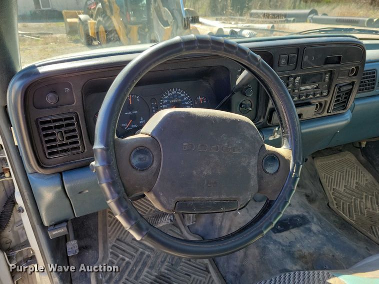 image for item NK9905 1997 Dodge RAM 3500 utility bed pickup truck