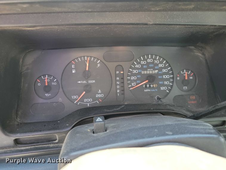 image for item NK9905 1997 Dodge RAM 3500 utility bed pickup truck