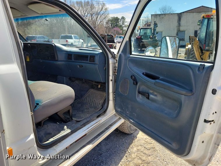 image for item NK9905 1997 Dodge RAM 3500 utility bed pickup truck