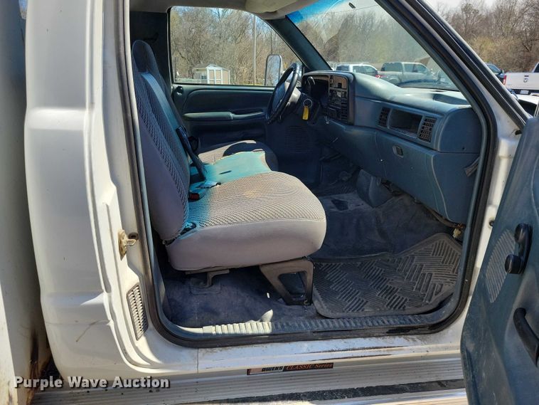 image for item NK9905 1997 Dodge RAM 3500 utility bed pickup truck