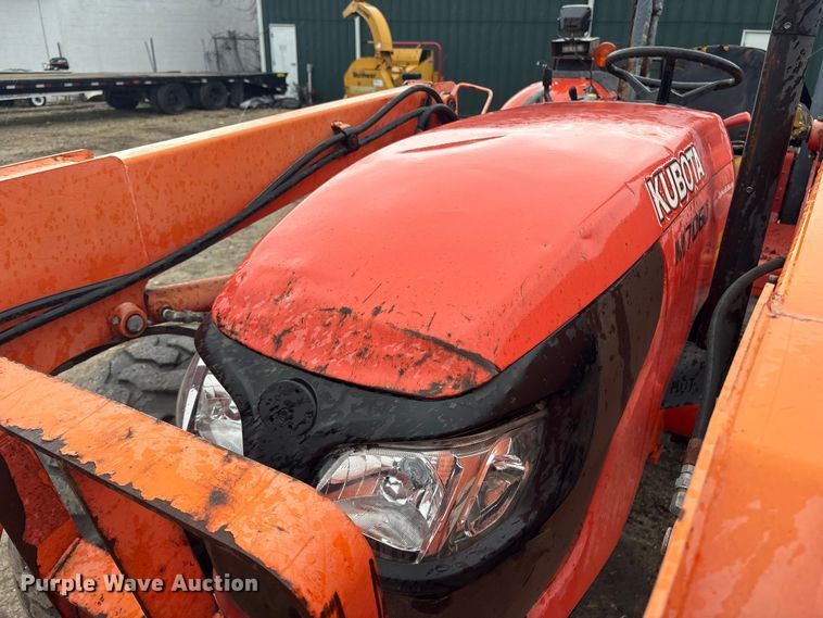 image for item DT2865 2014 Kubota M7060D MFWD tractor