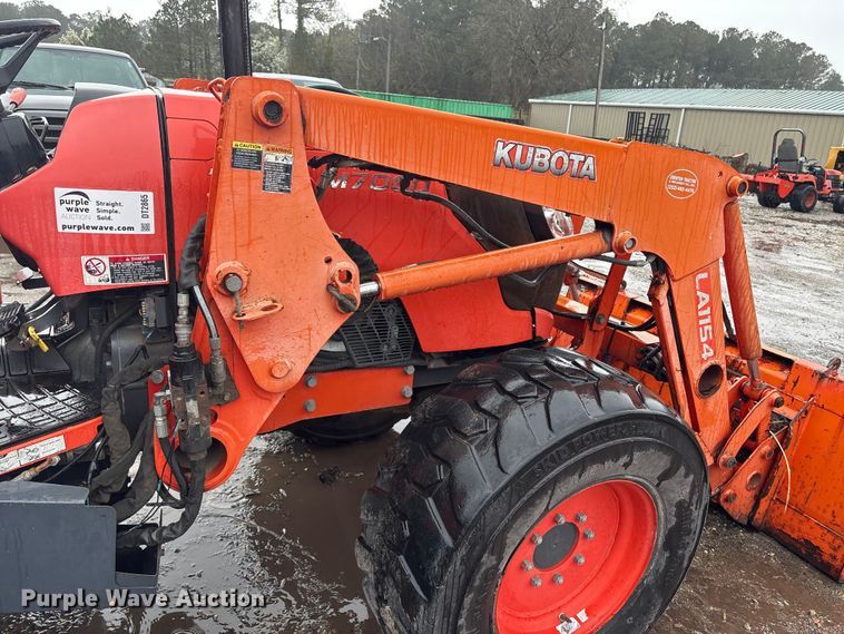 image for item DT2865 2014 Kubota M7060D MFWD tractor