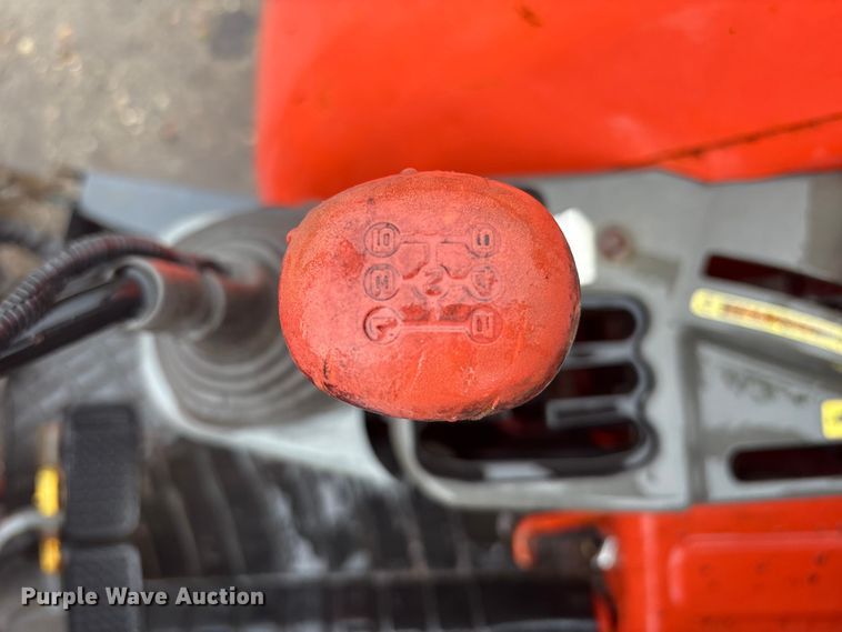 image for item DT2865 2014 Kubota M7060D MFWD tractor