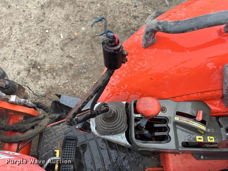 image for item DT2865 2014 Kubota M7060D MFWD tractor