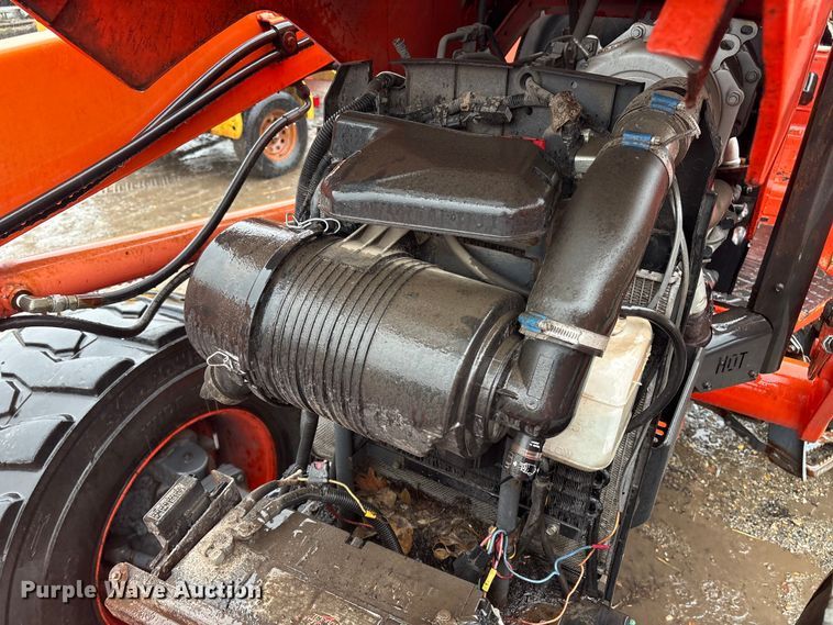 image for item DT2865 2014 Kubota M7060D MFWD tractor