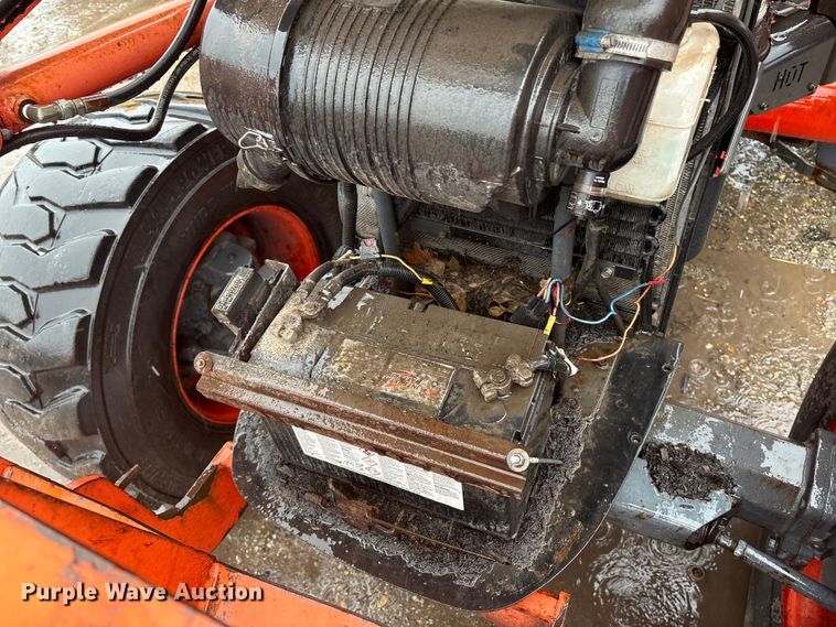 image for item DT2865 2014 Kubota M7060D MFWD tractor