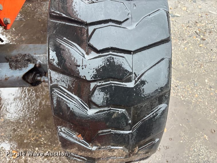 image for item DT2865 2014 Kubota M7060D MFWD tractor