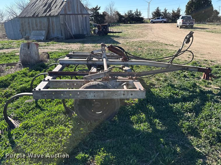 image for item DZ5169 Graham K field cultivator