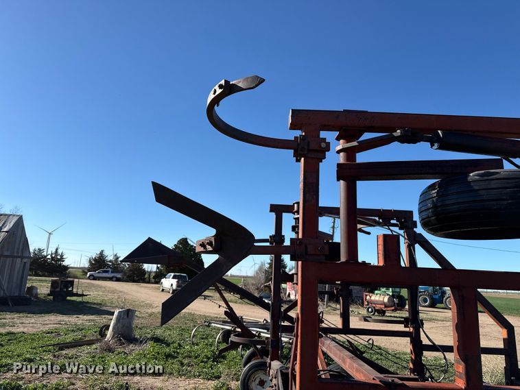 image for item DZ5170 Field cultivator