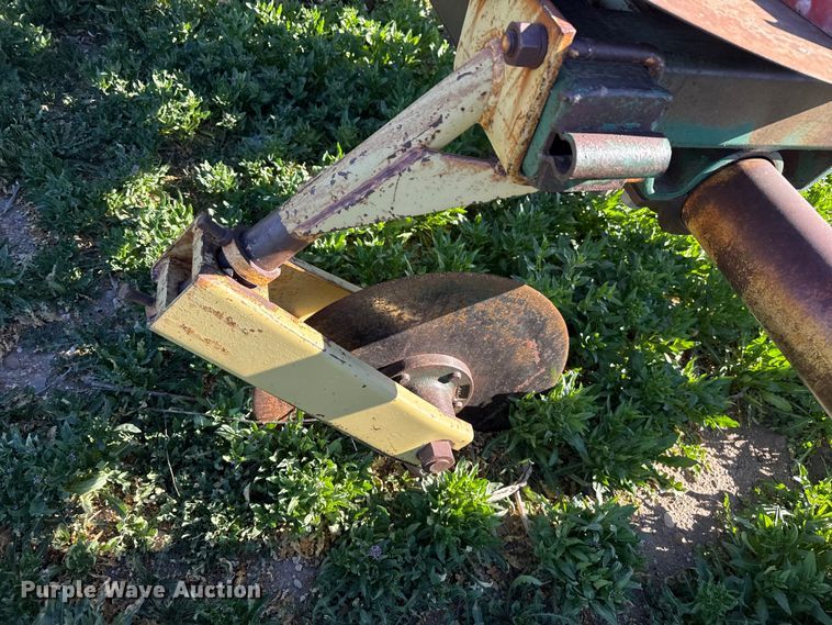 image for item DZ5171 Sweep plow