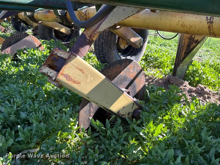 image for item DZ5171 Sweep plow