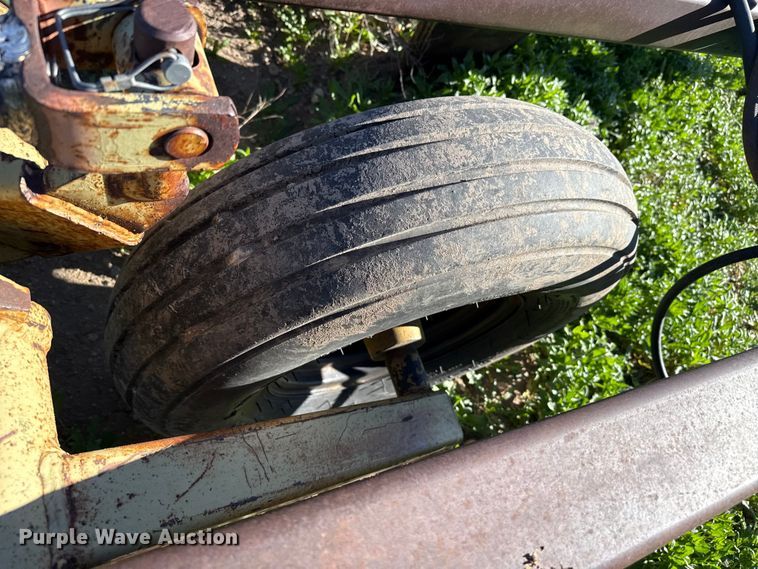 image for item DZ5171 Sweep plow