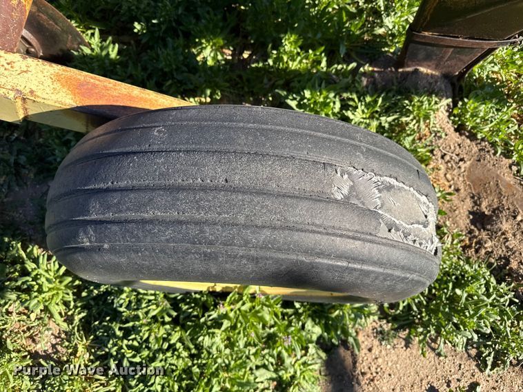 image for item DZ5171 Sweep plow