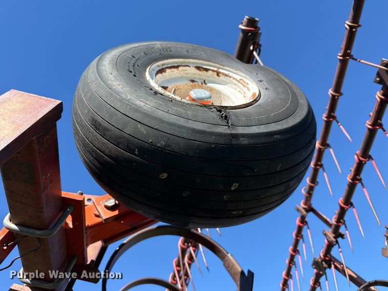 image for item DZ5172 International field cultivator