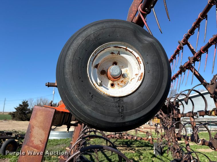 image for item DZ5172 International field cultivator