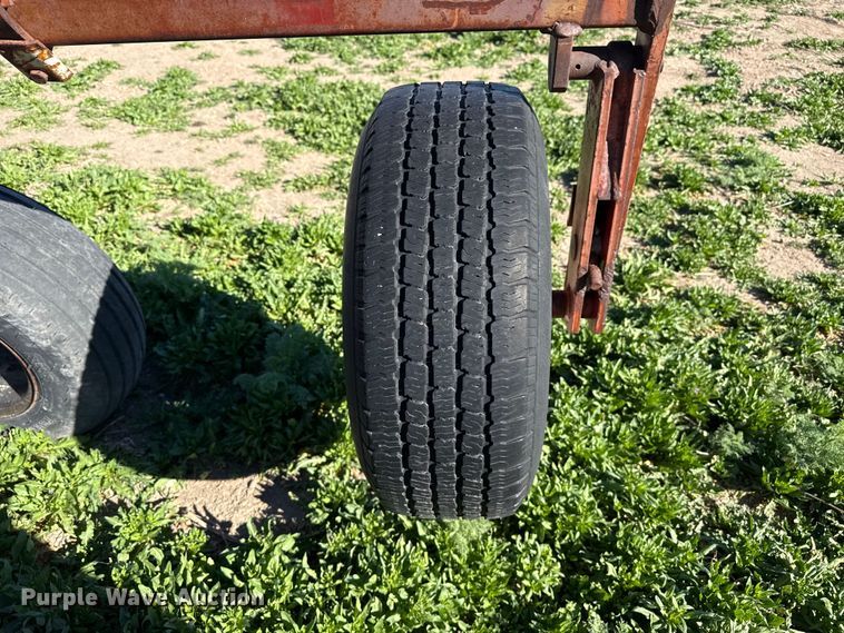 image for item DZ5172 International field cultivator