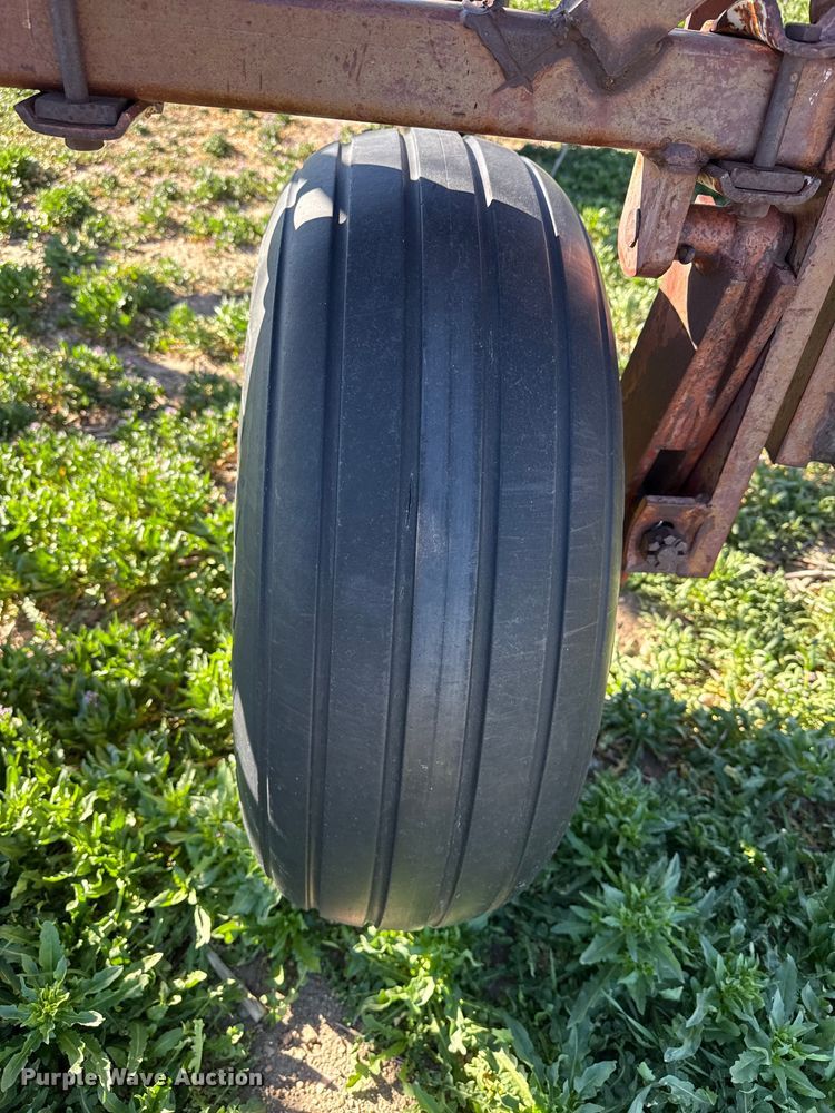 image for item DZ5172 International field cultivator