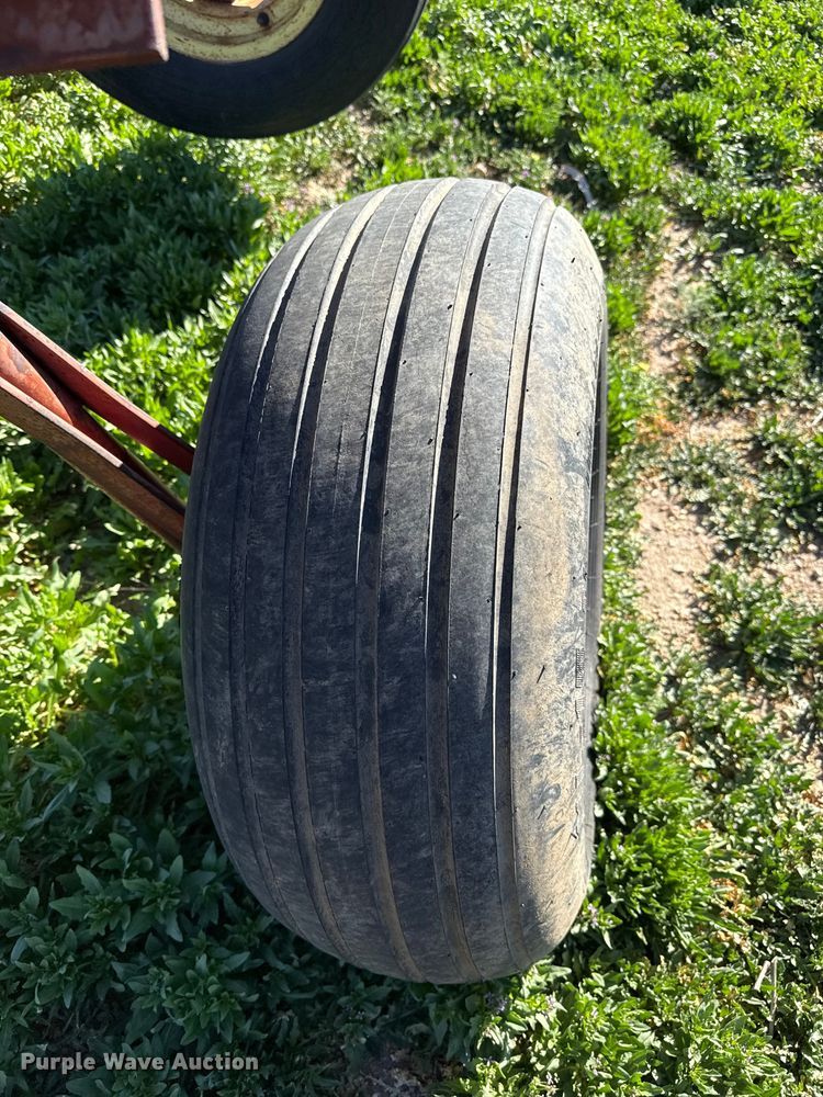 image for item DZ5172 International field cultivator