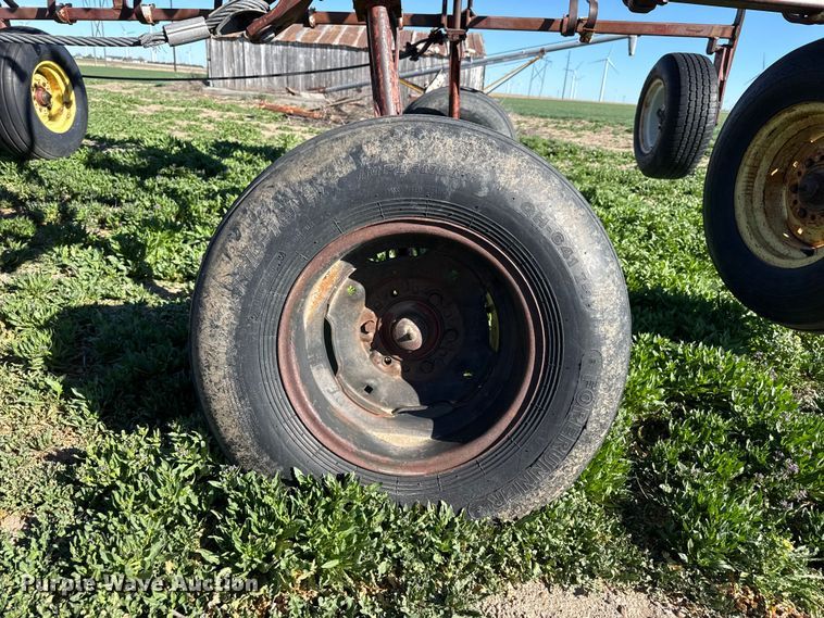 image for item DZ5172 International field cultivator