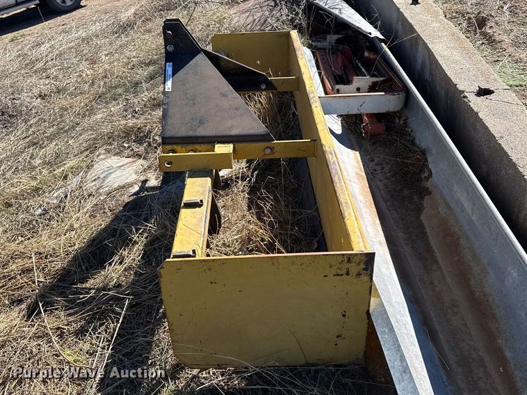 image for item DZ5174 Three point box blade