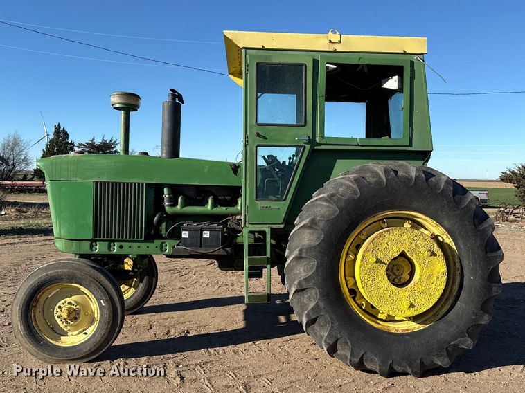 image for item DZ5176 1962 John Deere 4010 tractor