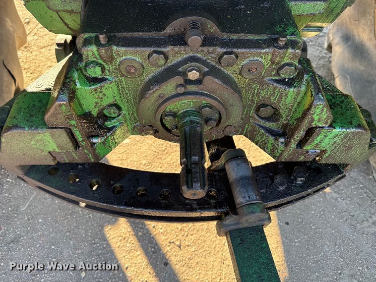 image for item DZ5176 1962 John Deere 4010 tractor