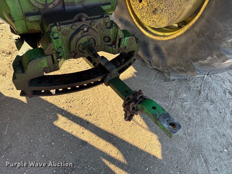 image for item DZ5176 1962 John Deere 4010 tractor