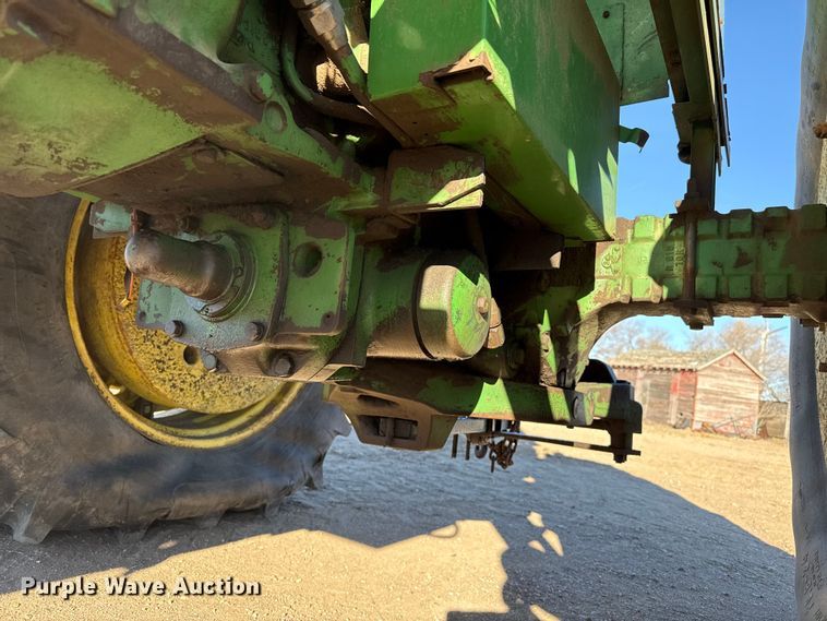 image for item DZ5176 1962 John Deere 4010 tractor