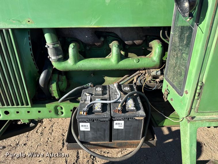 image for item DZ5176 1962 John Deere 4010 tractor