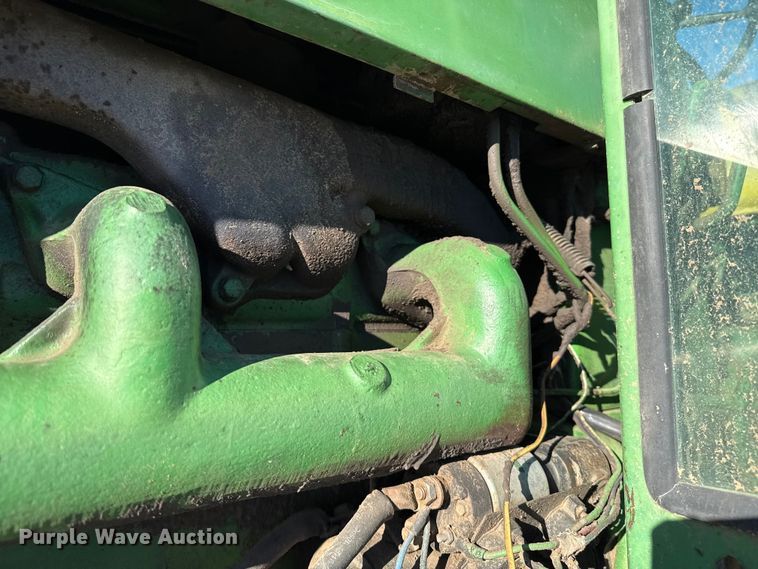 image for item DZ5176 1962 John Deere 4010 tractor