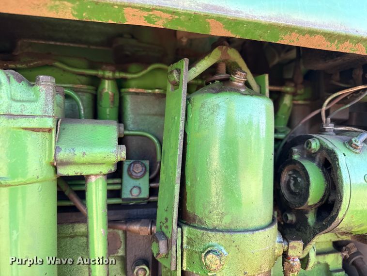 image for item DZ5176 1962 John Deere 4010 tractor