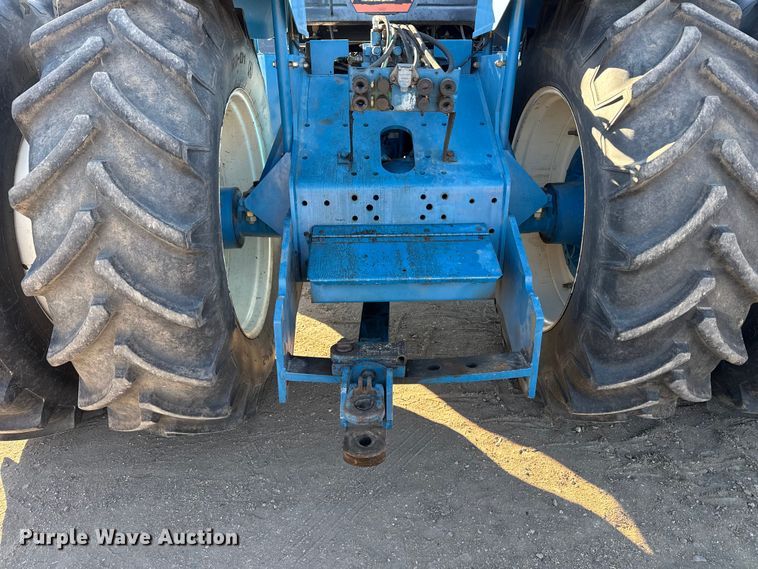 image for item DZ5177 1998 New Holland Versatile 9482 4WD tractor