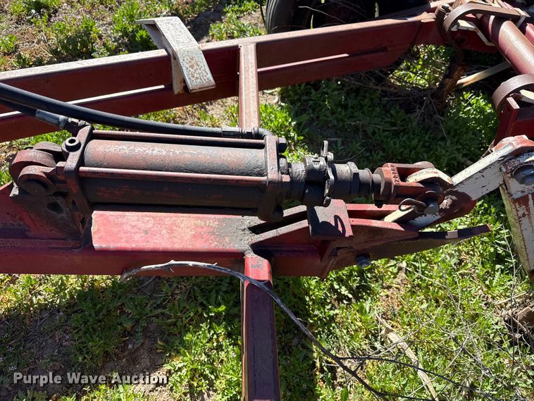 image for item DZ5178 Crustbuster grain drill