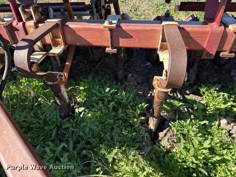 image for item DZ5178 Crustbuster grain drill