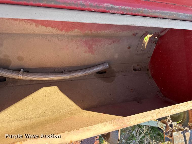 image for item DZ5178 Crustbuster grain drill