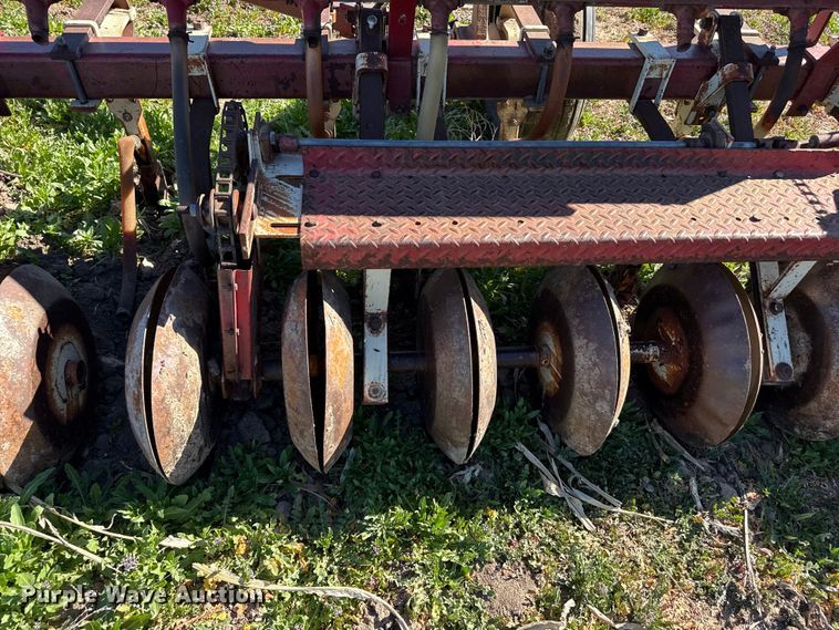 image for item DZ5178 Crustbuster grain drill