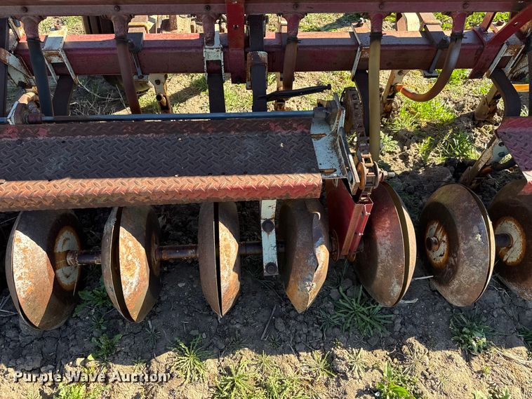 image for item DZ5178 Crustbuster grain drill
