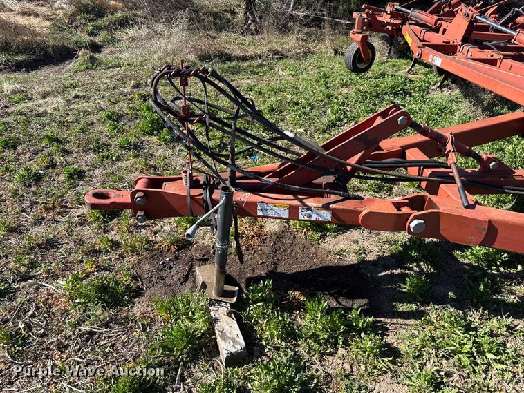 image for item DZ5180 Sunflower 3060 field cultivator