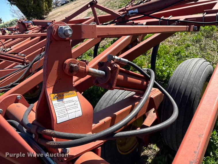 image for item DZ5180 Sunflower 3060 field cultivator