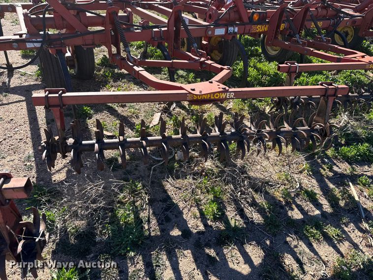 image for item DZ5180 Sunflower 3060 field cultivator