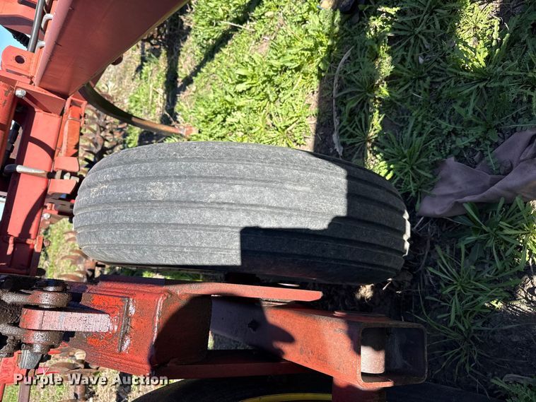 image for item DZ5180 Sunflower 3060 field cultivator