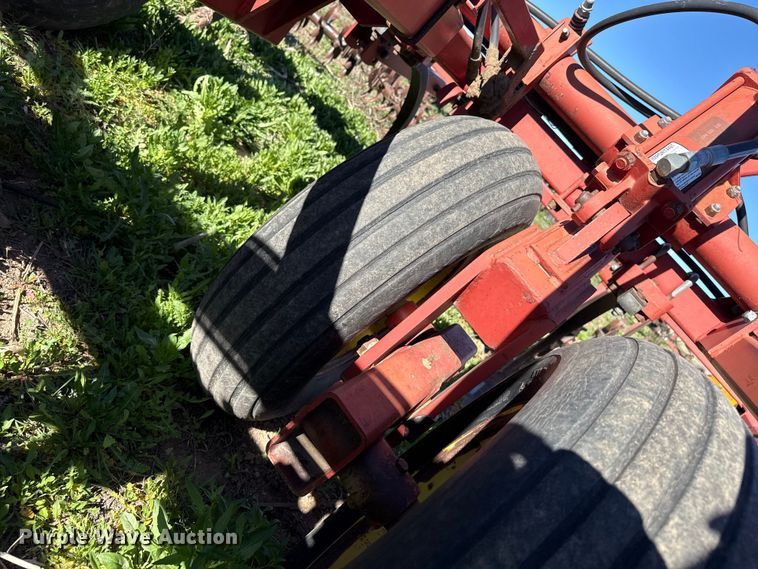 image for item DZ5180 Sunflower 3060 field cultivator