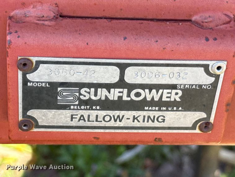 image for item DZ5180 Sunflower 3060 field cultivator