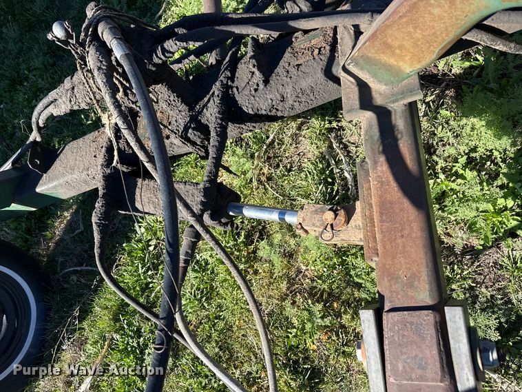 image for item DZ5181 John Deere 8200 grain drill