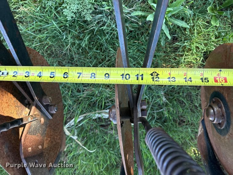 image for item DZ5181 John Deere 8200 grain drill