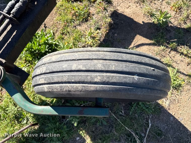 image for item DZ5181 John Deere 8200 grain drill